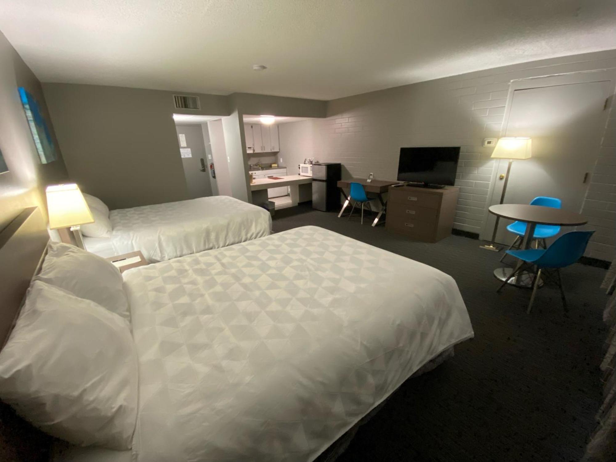 Travelodge By Wyndham Grande Prairie Buitenkant foto